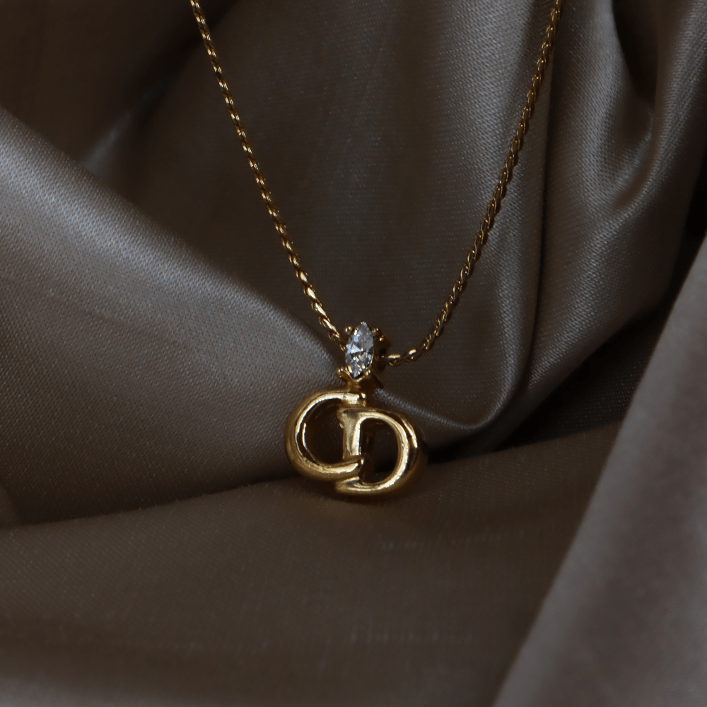 CHRISTIAN DIOR 貓眼閃石吊墜項鏈 | 經典1990年代款式 - Vintasy項鏈