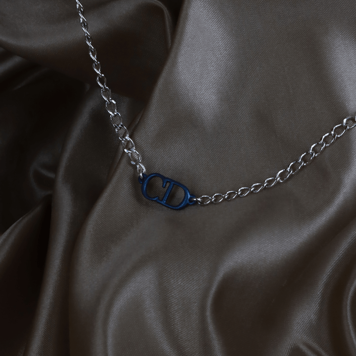 CHRISTIAN DIOR CD Icon 藍色琺瑯Logo銀色項鏈 - Vintasy