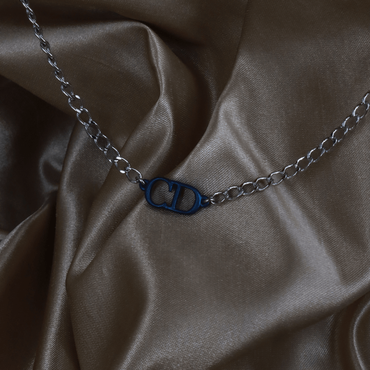 CHRISTIAN DIOR CD Icon 藍色琺瑯Logo銀色項鏈 - Vintasy