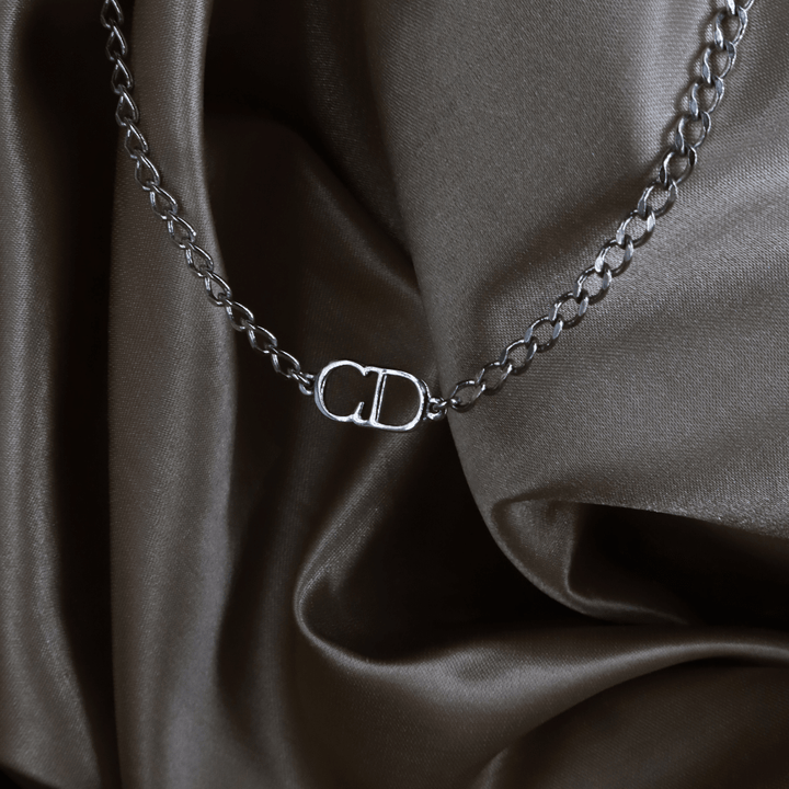 CHRISTIAN DIOR CD Logo 鎖骨鏈（銀色）｜2000年代 ｜｜VINTASY 中古美品 ｜ 香港最大型中古首飾收藏店｜ dior ｜ 項鏈