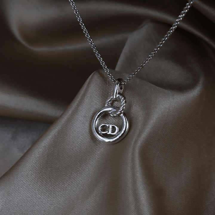 CHRISTIAN DIOR 經典 CD Logo 圓環項鏈｜未使用品 - Vintasy項鏈