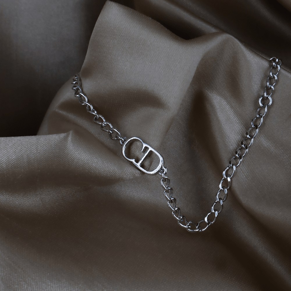 CHRISTIAN DIOR CD Logo 手鏈 ｜簡約熱門 - Vintasy項鏈
