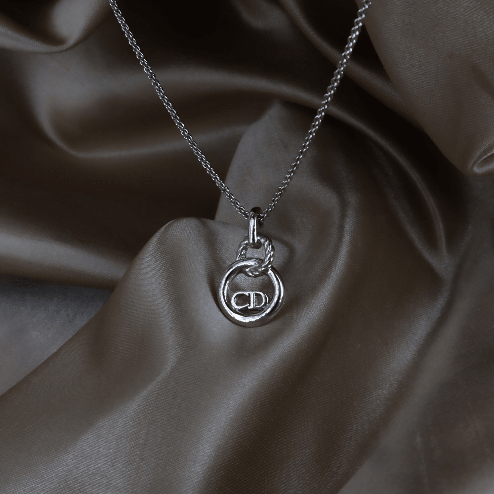 CHRISTIAN DIOR 經典 CD Logo 圓環項鏈｜未使用品 - Vintasy項鏈