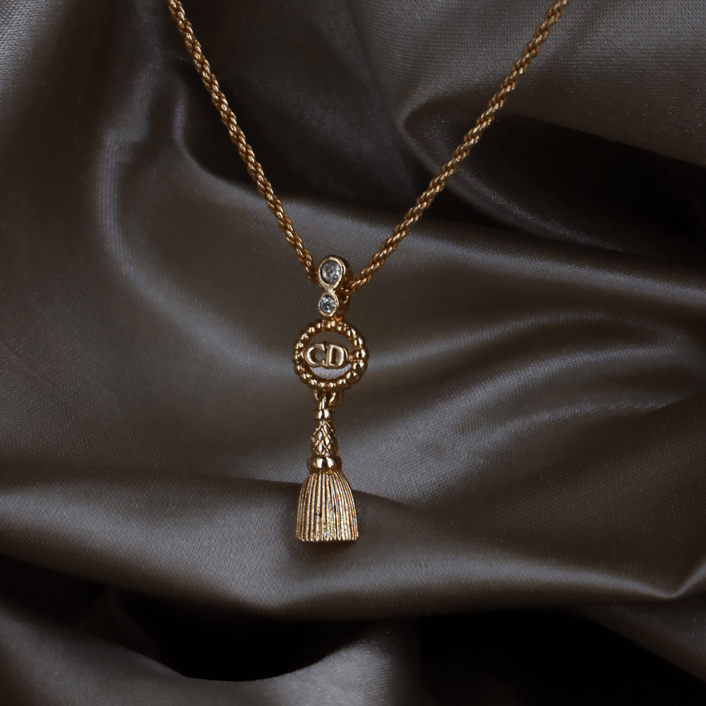 CHRISTIAN DIOR CD Tassel 吊墜項鏈（金色）｜1990年代 ｜｜VINTASY 中古美品 ｜ 香港最大型中古首飾收藏店｜ dior ｜ 項鏈