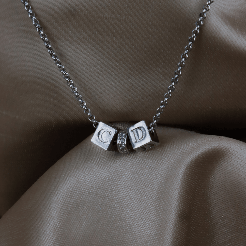 CHRISTIAN DIOR CD 骰子閃石項鏈 - Vintasy