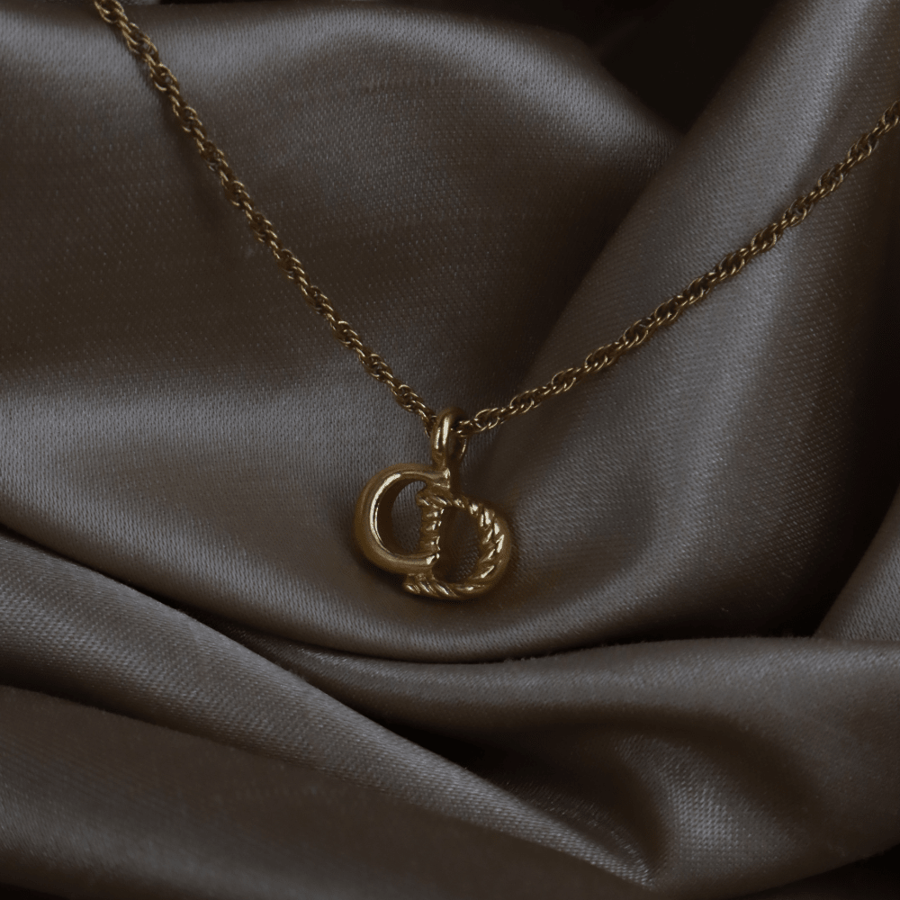 CHRISTIAN DIOR CD麻花吊墜項鏈 - Vintasy