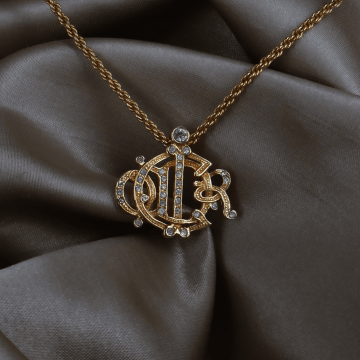 CHRISTIAN DIOR 華麗巴洛克水晶CD馬車吊墜項鏈｜未使用美品 - Vintasy項鏈