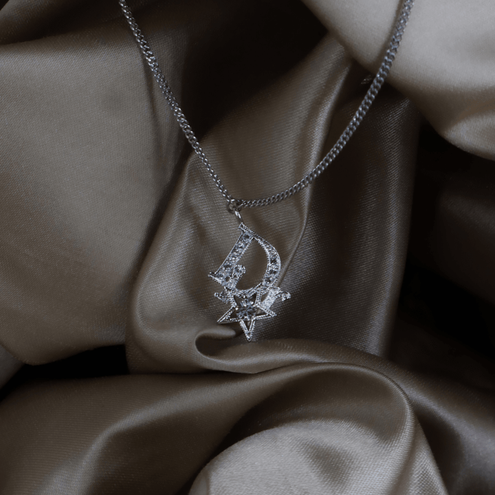 CHRISTIAN DIOR 星星水晶 D Logo 項鏈（銀色）｜2000年代 ｜｜VINTASY 中古美品 ｜ 香港最大型中古首飾收藏店｜ DIOR ｜ 項鏈