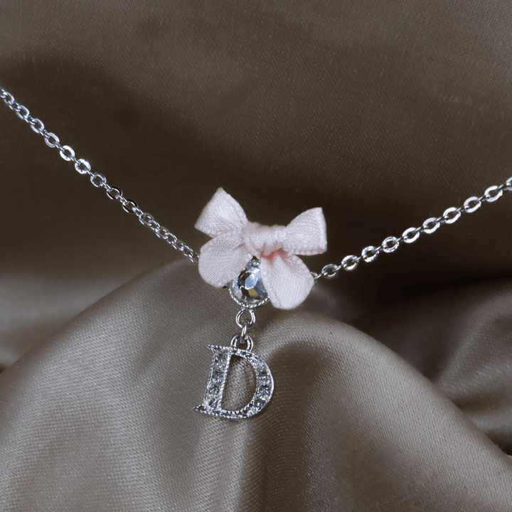 CHRISTIAN DIOR 蝴蝶結 D Logo 水晶項鏈 - Vintasy項鏈