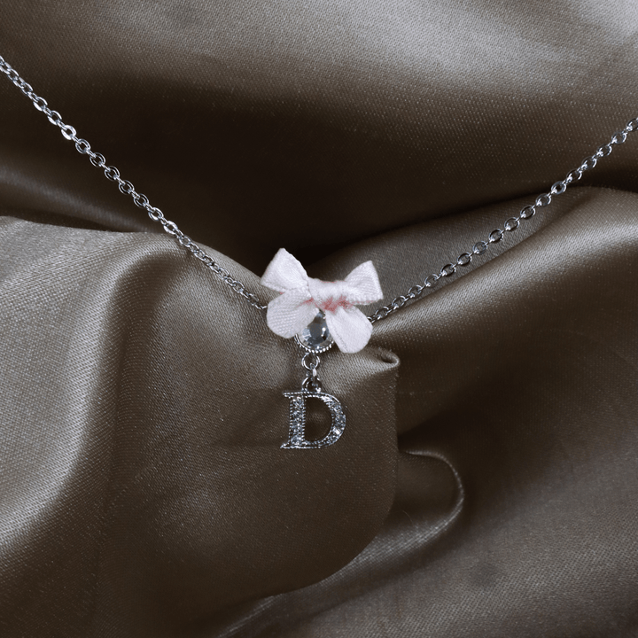 CHRISTIAN DIOR 蝴蝶結 D Logo 水晶項鏈 - Vintasy項鏈