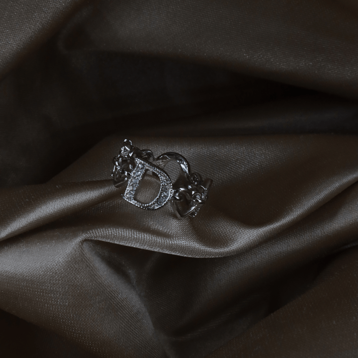 CHRISTIAN DIOR Dior 心心相扣水鑽戒指 - Vintasy