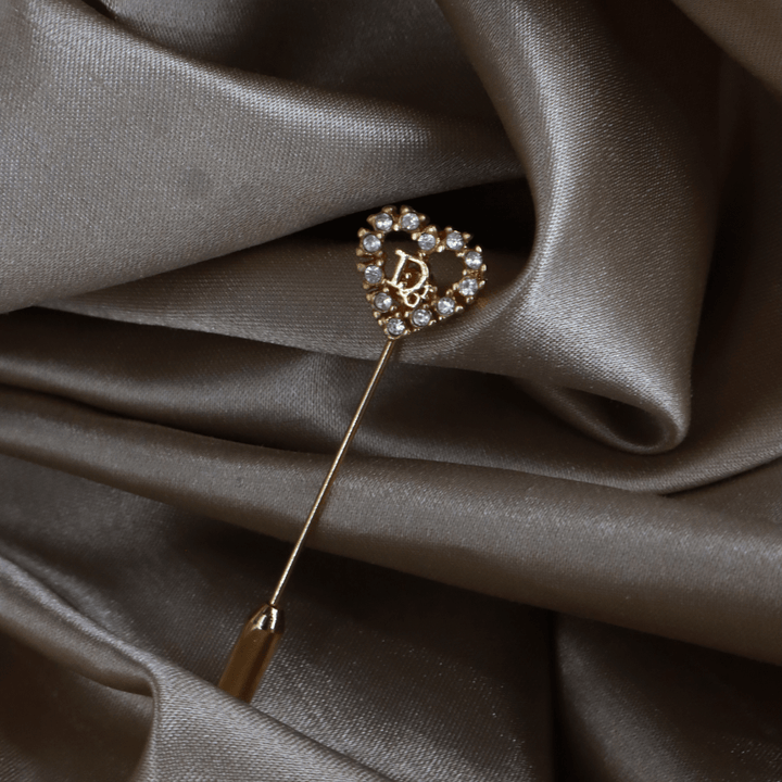 CHRISTIAN DIOR 心型閃石 Logo 扣針 ｜未使用級美品 - Vintasy手鏈
