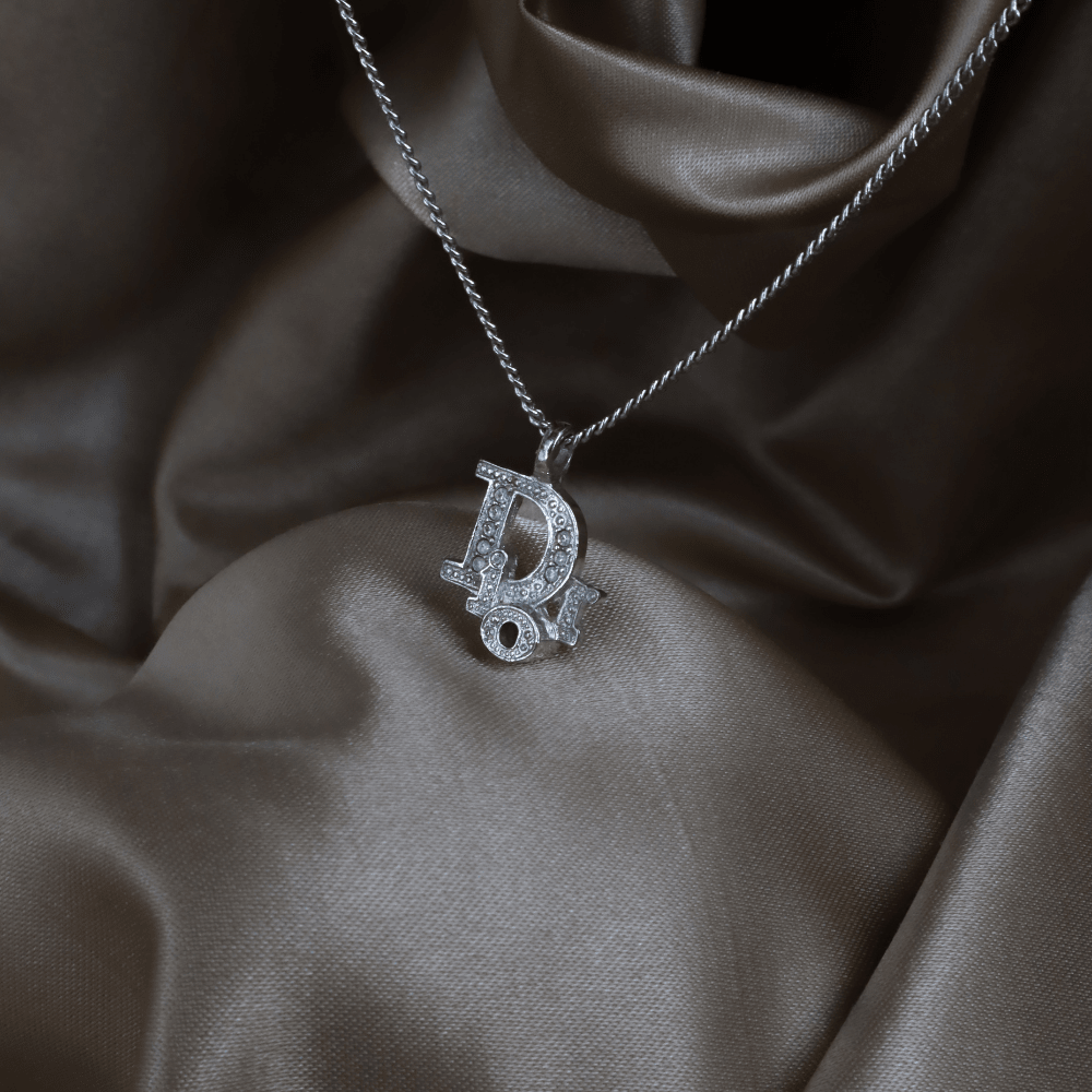 CHRISTIAN DIOR 水鑽 Logo 項鏈｜未使用級 - Vintasy項鏈