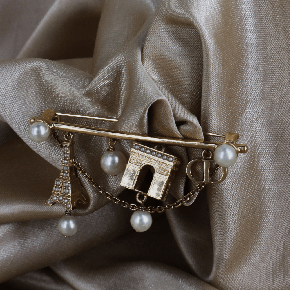 CHRISTIAN DIOR Paris Motif Brooch扣針｜現代系列 - Vintasy