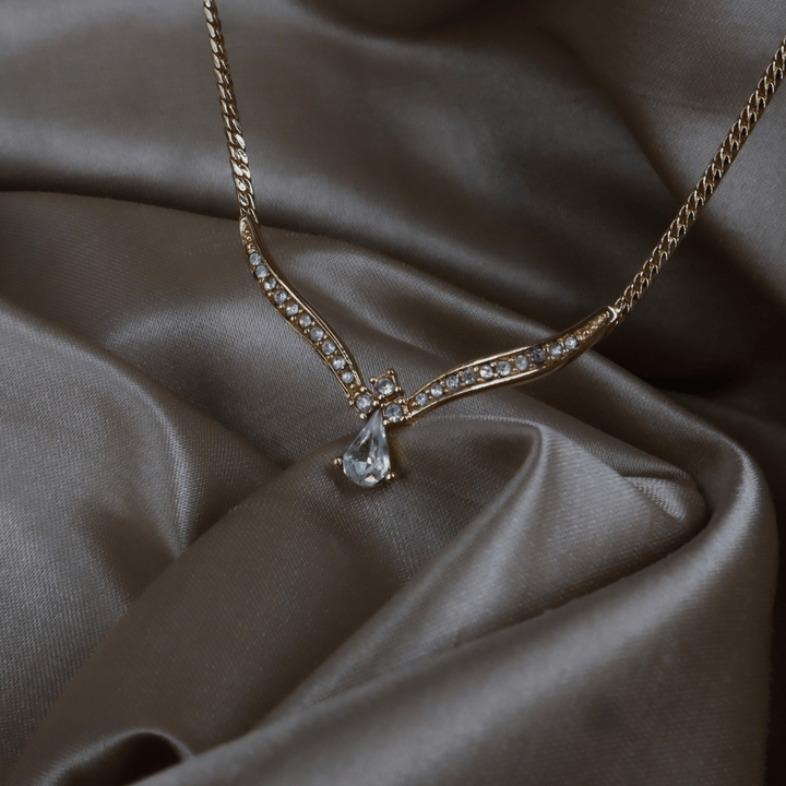 CHRISTIAN DIOR 金色水鑽淚滴項鏈（Teardrop Crystal Necklace款）｜1990年代經典 ｜未使用品 - Vintasy項鏈