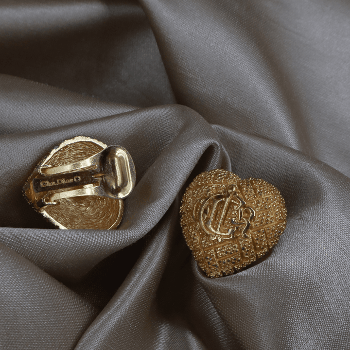 CHRISTIAN DIOR 心型馬車耳夾 - Vintasy