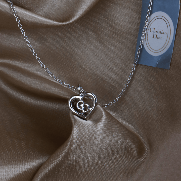 CHRISTIAN DIOR 簡約心心吊墜項鏈 ｜未使用品｜附原裝小牌 - Vintasy
