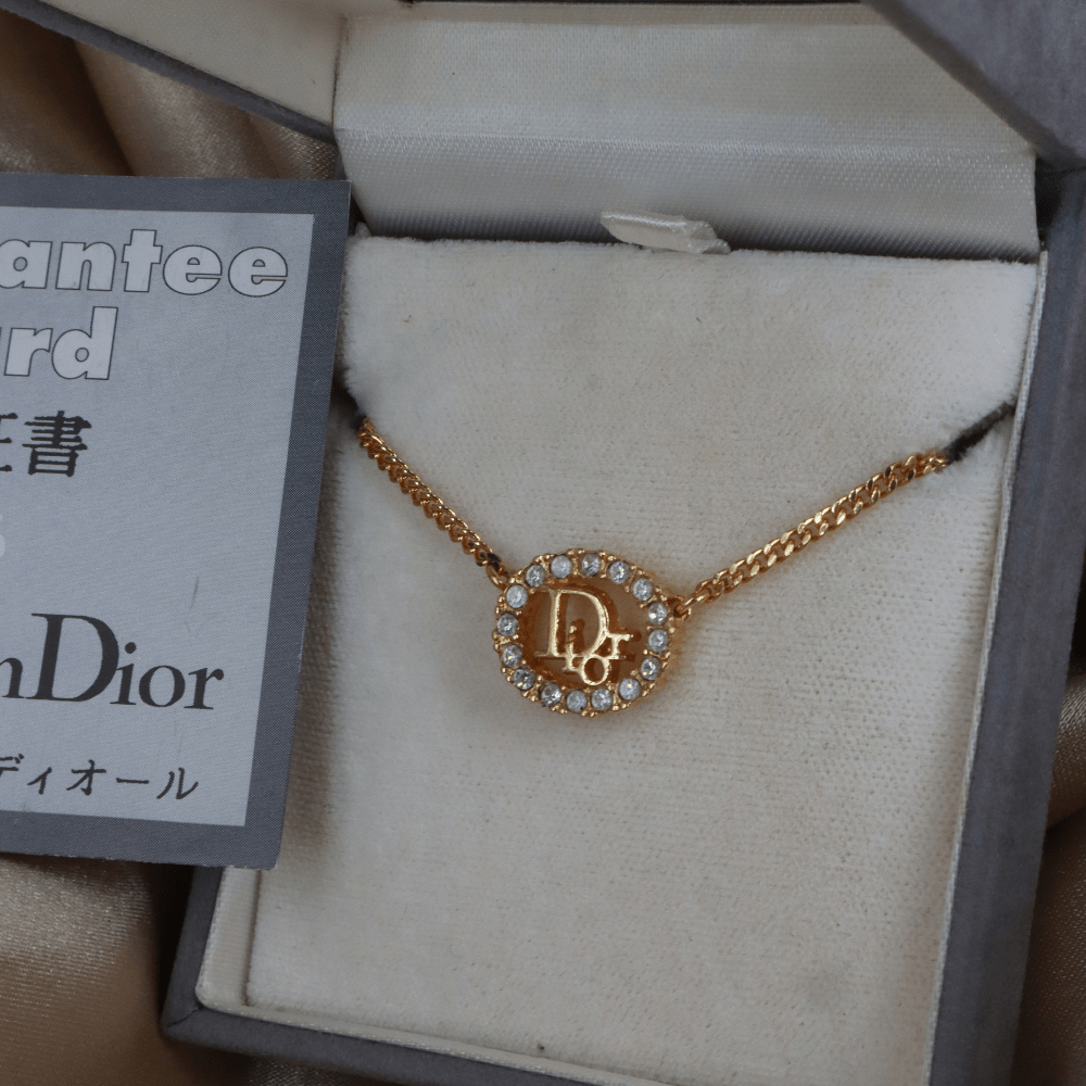 CHRISTIAN DIOR 圓型閃石項鏈| 經典款式 未使用品附原盒 - Vintasy項鏈