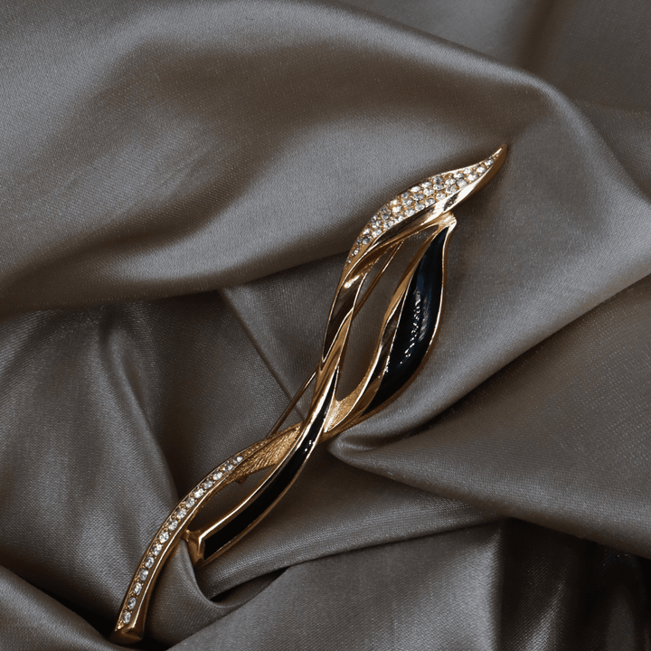 CHRISTIAN DIOR 金色黑琺瑯水晶葉子胸針 - Vintasy