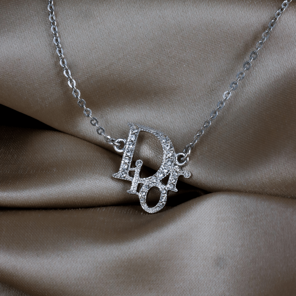 CHRISTIAN DIOR 閃石吊墜項鏈 ｜ 熱賣第一位！ - Vintasy項鏈