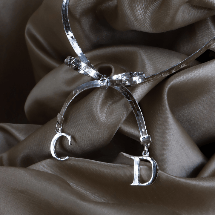 CHRISTIAN DIOR 蝴蝶結吊墜手鏈 - Vintasy項鏈