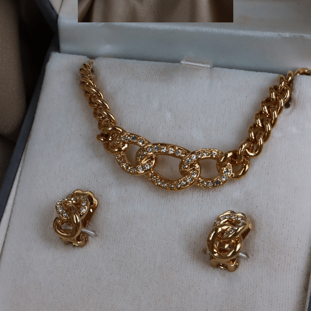 CHRISTIAN DIOR 麻花吊墜項鏈連耳夾 未使用品 連原盒 - Vintasy