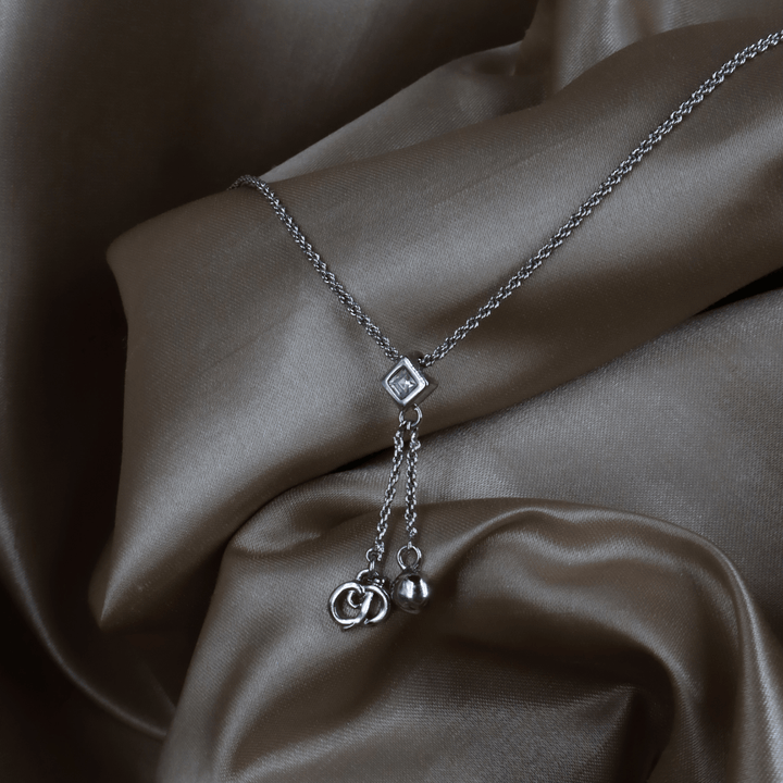 CHRISTIAN DIOR 銀色水晶雙鍊Y字垂墜項鏈 ｜ 極罕產品 - Vintasy項鏈