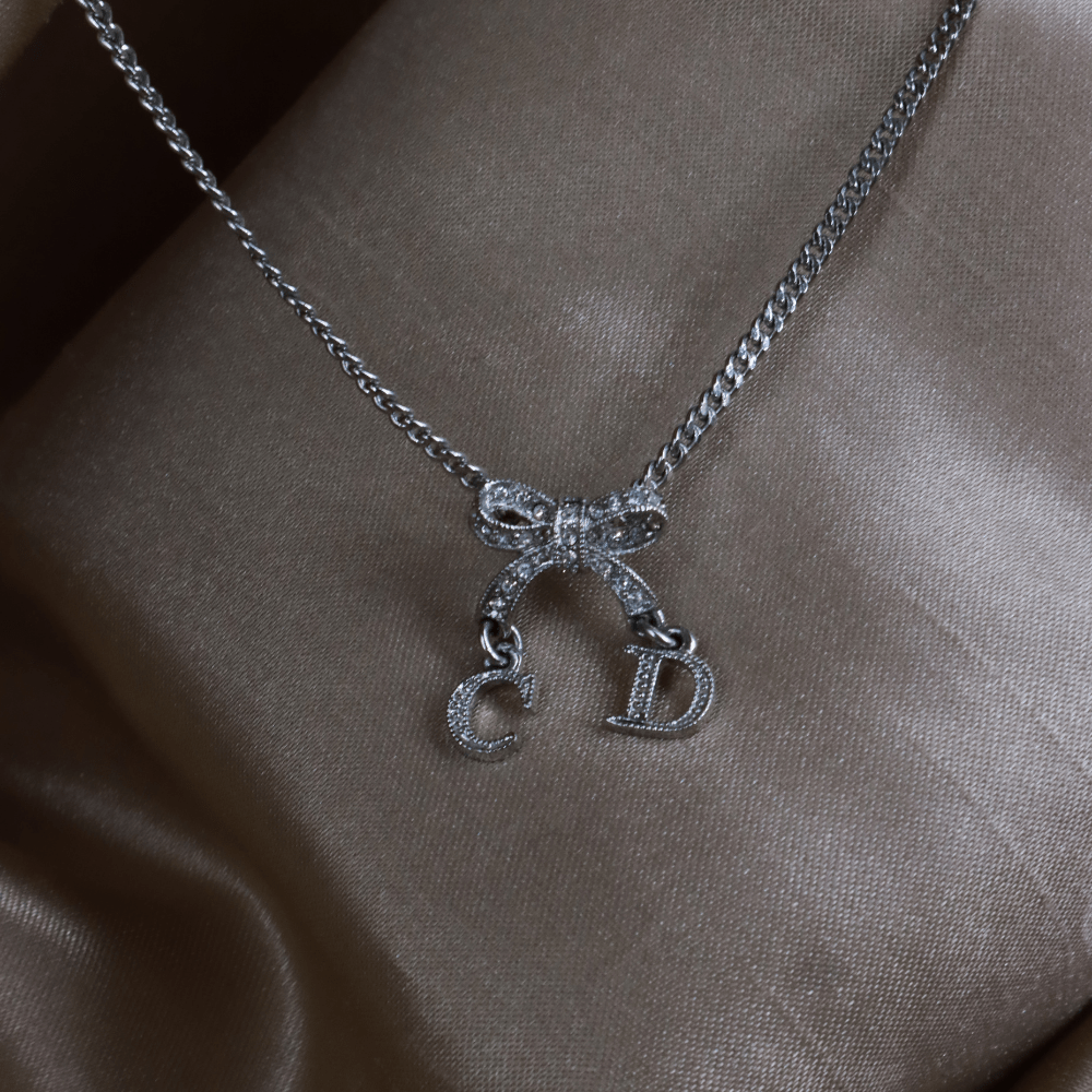 DIOR CD蝴蝶結閃石項鏈 ｜極罕00年代之選 - Vintasy項鏈