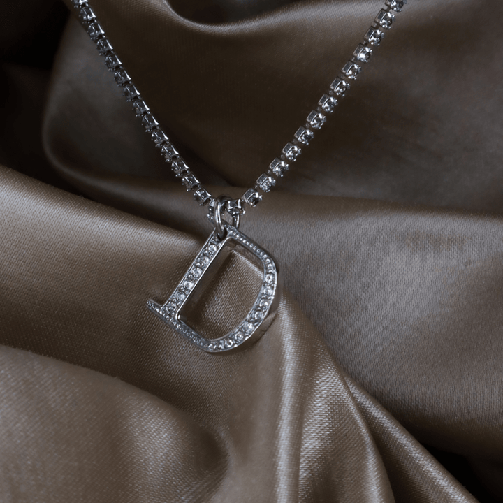 DIOR D 字母全閃石項鏈（銀色）｜極罕有款 ｜｜VINTASY 中古美品 ｜ 香港最大型中古首飾收藏店｜ DIOR ｜ 項鏈