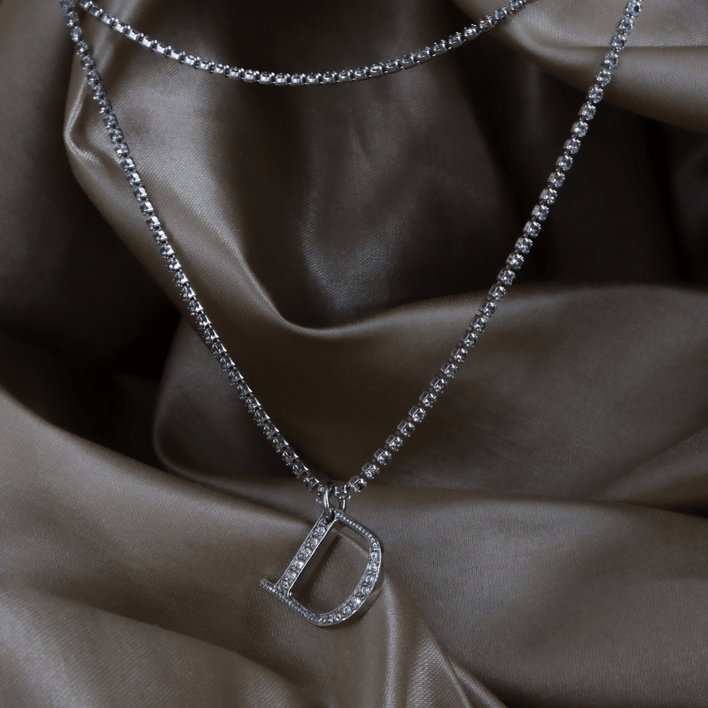 DIOR D 字母全閃石項鏈（銀色）｜極罕有款 ｜｜VINTASY 中古美品 ｜ 香港最大型中古首飾收藏店｜ DIOR ｜ 項鏈