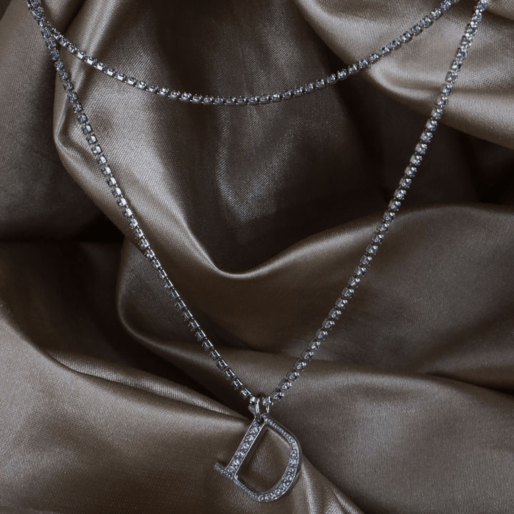 DIOR D 字母全閃石項鏈（銀色）｜極罕有款 ｜｜VINTASY 中古美品 ｜ 香港最大型中古首飾收藏店｜ DIOR ｜ 項鏈