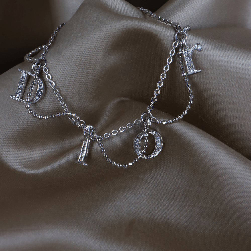 Vintage | Vintage Dior | 日本直輸入の中古美品|真贋鑑定書付 – Vintasy Vintage | Vintage Dior | 日本直輸入の中古美品|真贋鑑定書付 – Vintasy