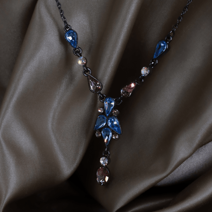 GIVENCHY 黑金屬彩色水晶垂墜項鏈（Blue & Pink Crystal Drop款） - Vintasy項鏈