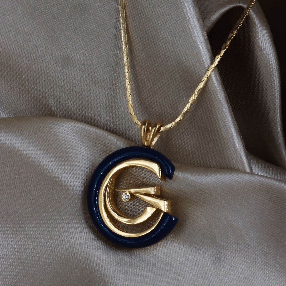 GIVENCHY G Logo 琺瑯吊墜項鏈（藍金配色）｜1990年代 - Vintasy