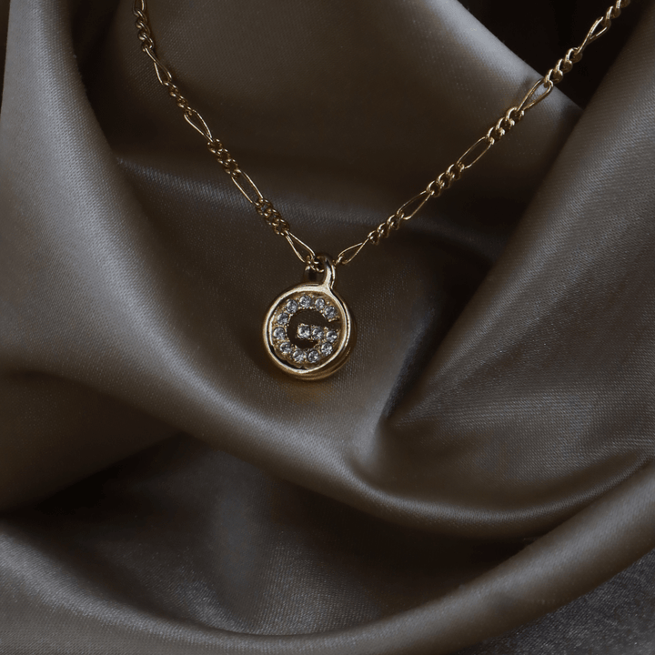 GIVENCHY水晶 G Logo 圓牌項鏈｜約 1990年代 ｜｜VINTASY 中古美品 ｜ 香港最大型中古首飾收藏店｜ GIVENCHY ｜ 項鏈