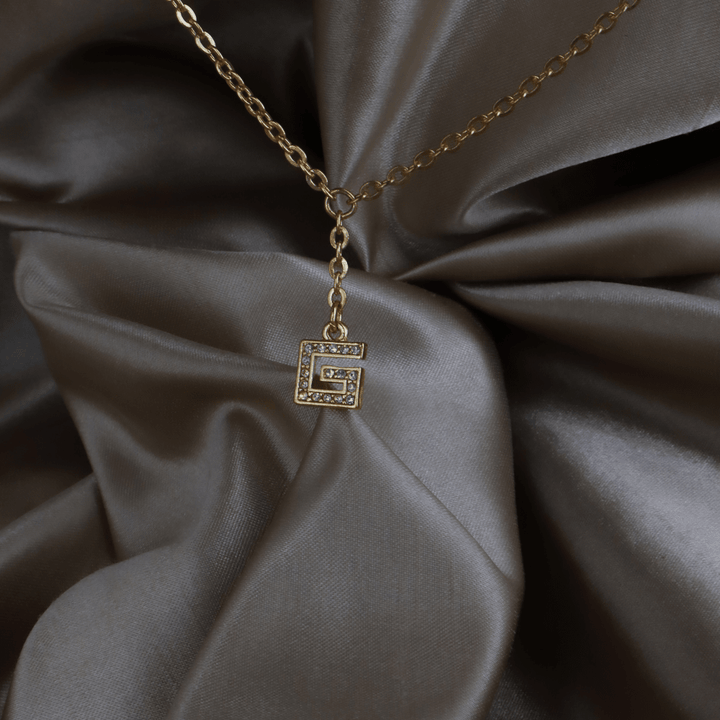 GIVENCHY G Logo 水鑽 Y 字項鏈 - Vintasy項鏈