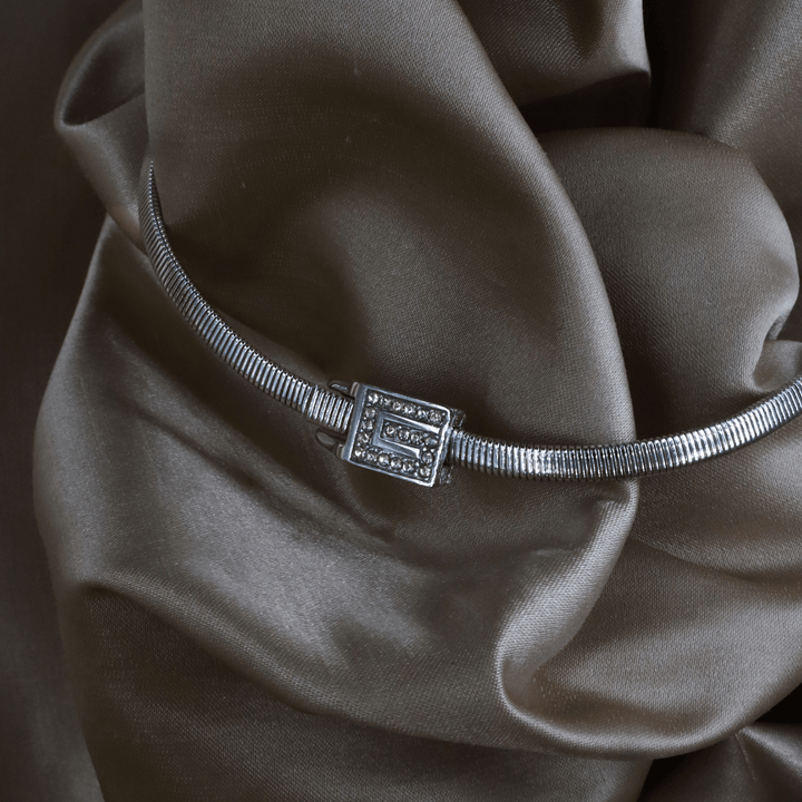 GIVENCHY Givenchy G Logo 水晶前開扣蛇骨 Choker 項鏈 ｜ Vintasy項鏈 ｜ GIVENCHY ｜ 項鏈