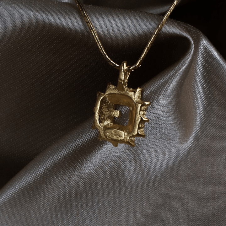 GIVENCHY logo 閃石吊墜項鏈 ｜未使用美品 - Vintasy
