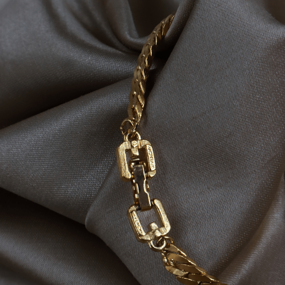 GIVENCHY 經典Logo水晶手鏈 - Vintasy手鏈