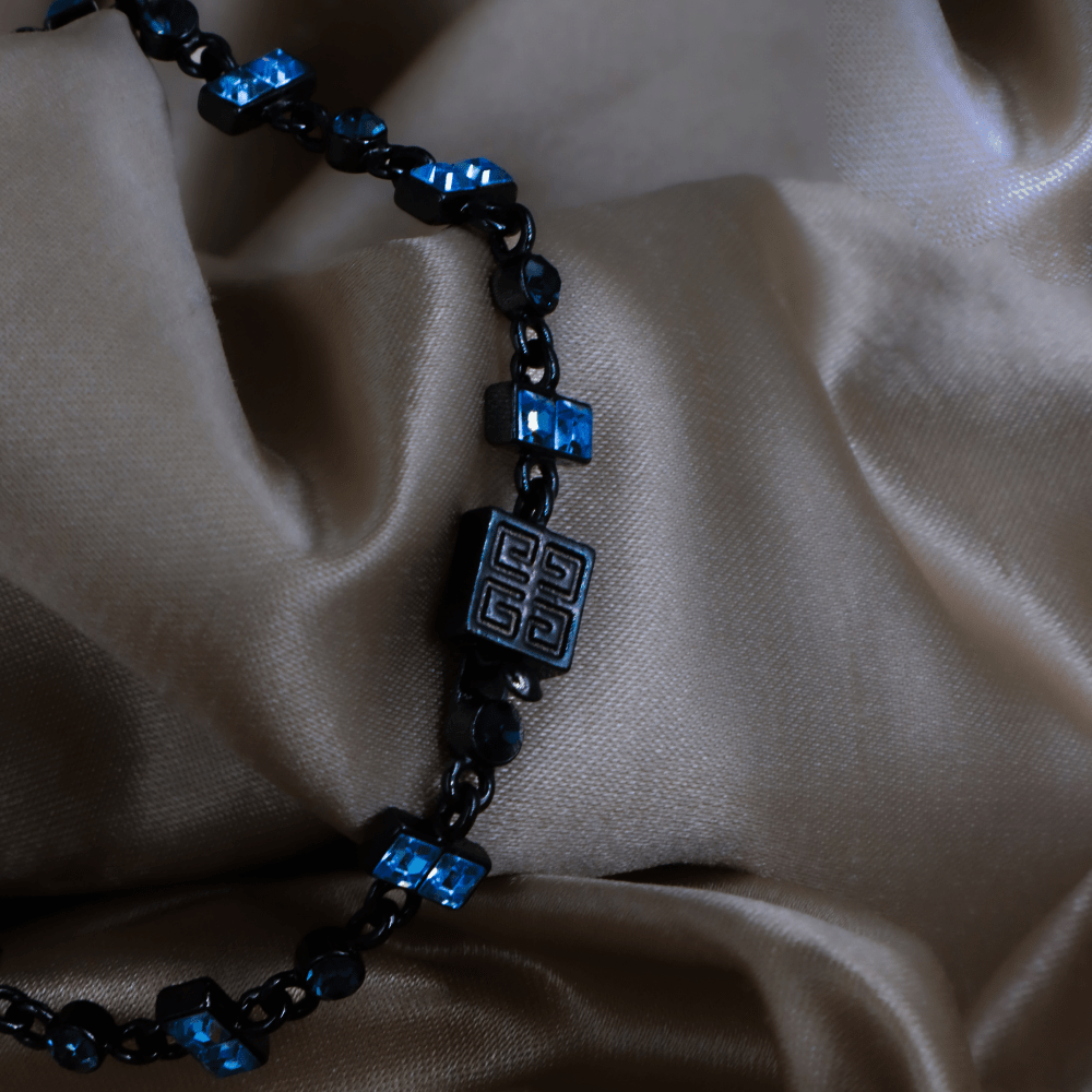 GIVENCHY 黑色幾何水晶手鏈 ｜未使用級 - Vintasy