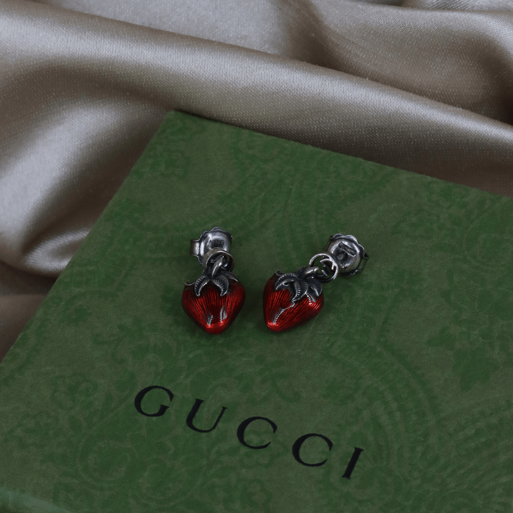 GUCCI 925銀草莓琺瑯耳環 - Vintasy