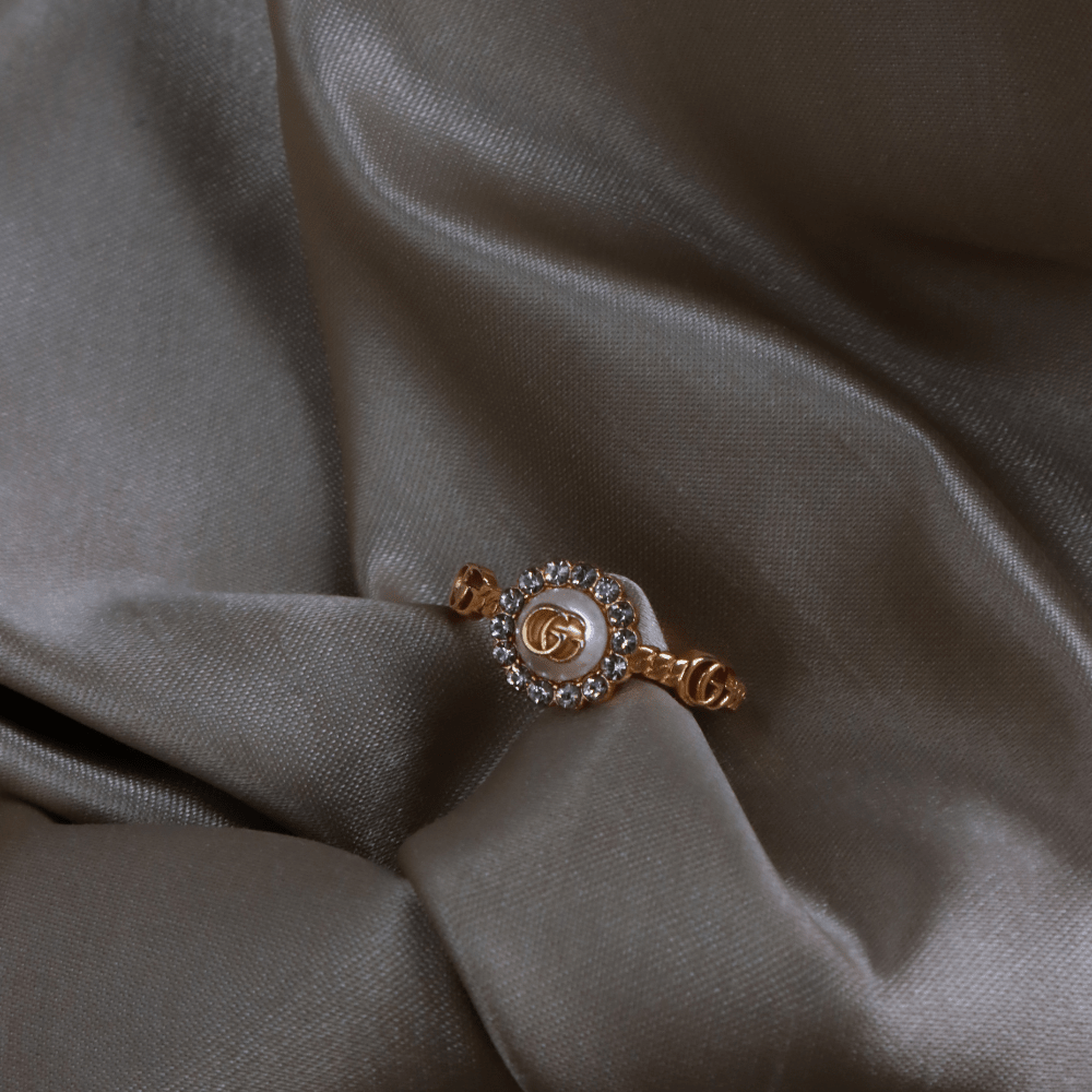 GUCCI 珍珠GG水晶戒指 - Vintasy耳環