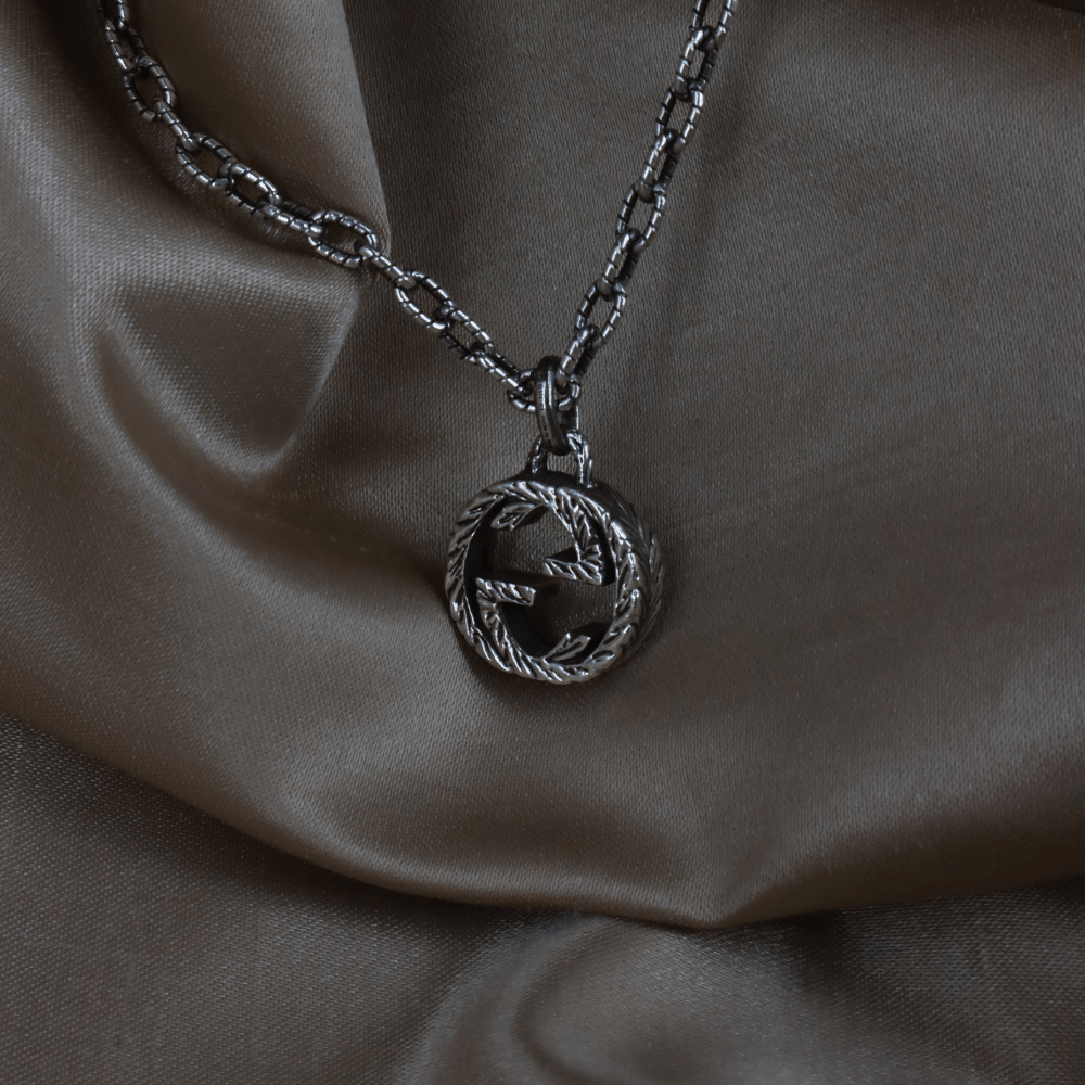 GUCCI INTERLOCKING G LOGO 吊墜項鏈 - Vintasy項鏈