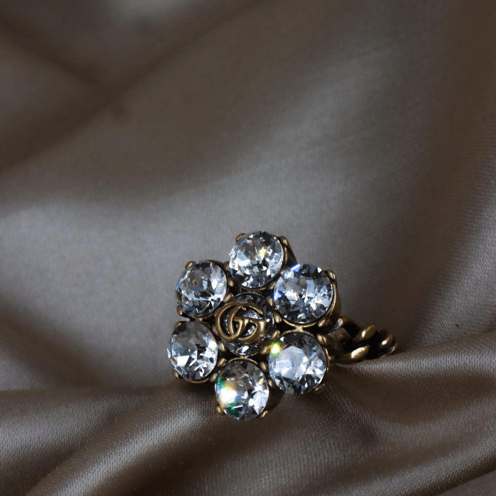 GUCCI 水鑽花形戒指 - Vintasy項鏈