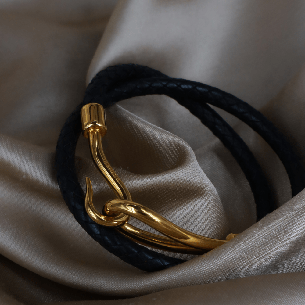 Hermès 皮革雙圈 Hook 扣手鏈 | 未使用級 附原盒 - Vintasy