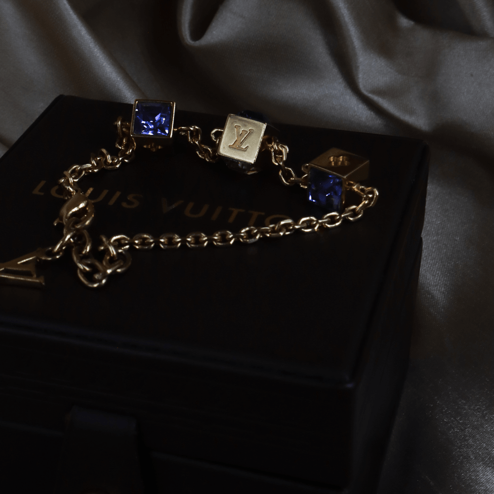 LOUIS VUITTON CUBE方塊吊墜手鏈（LV Cub款）| 附經典原盒 - Vintasy手鏈