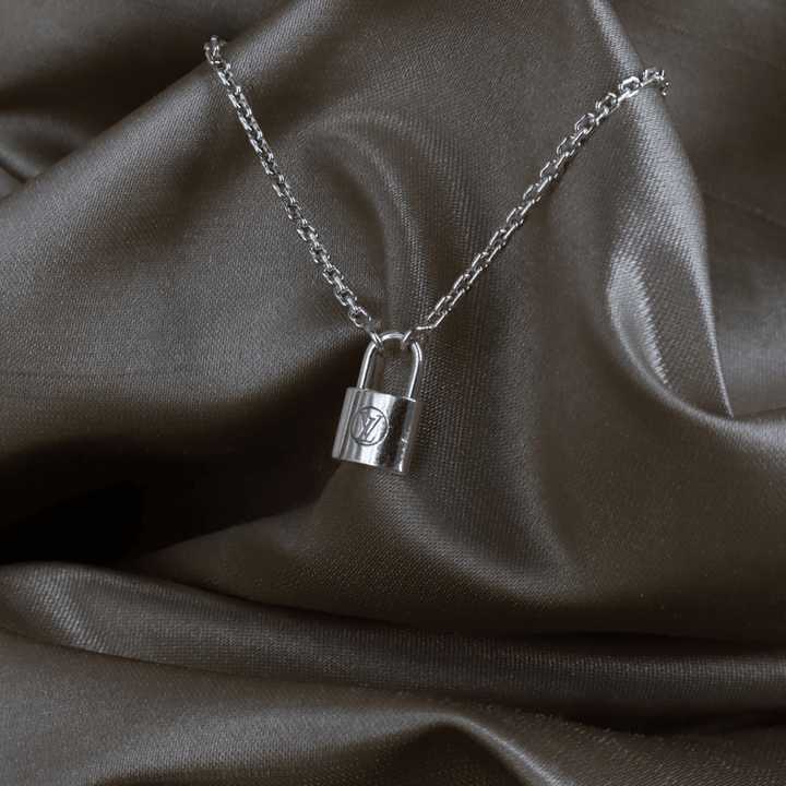 LOUIS VUITTON Lock Me 掛鎖手鏈（925 純銀） - Vintasy手鏈