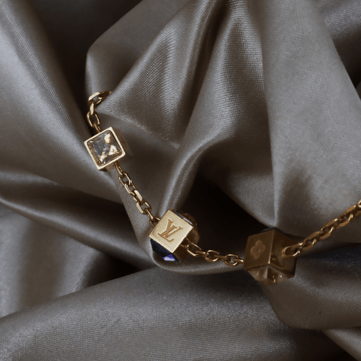 Louis Vuitton Logo Cube Bracelet 手鏈 ｜2000年代經典 - Vintasy