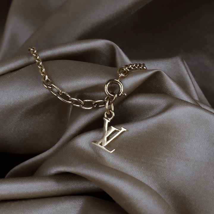 Louis Vuitton Logo Cube Bracelet 手鏈 ｜2000年代經典 - Vintasy