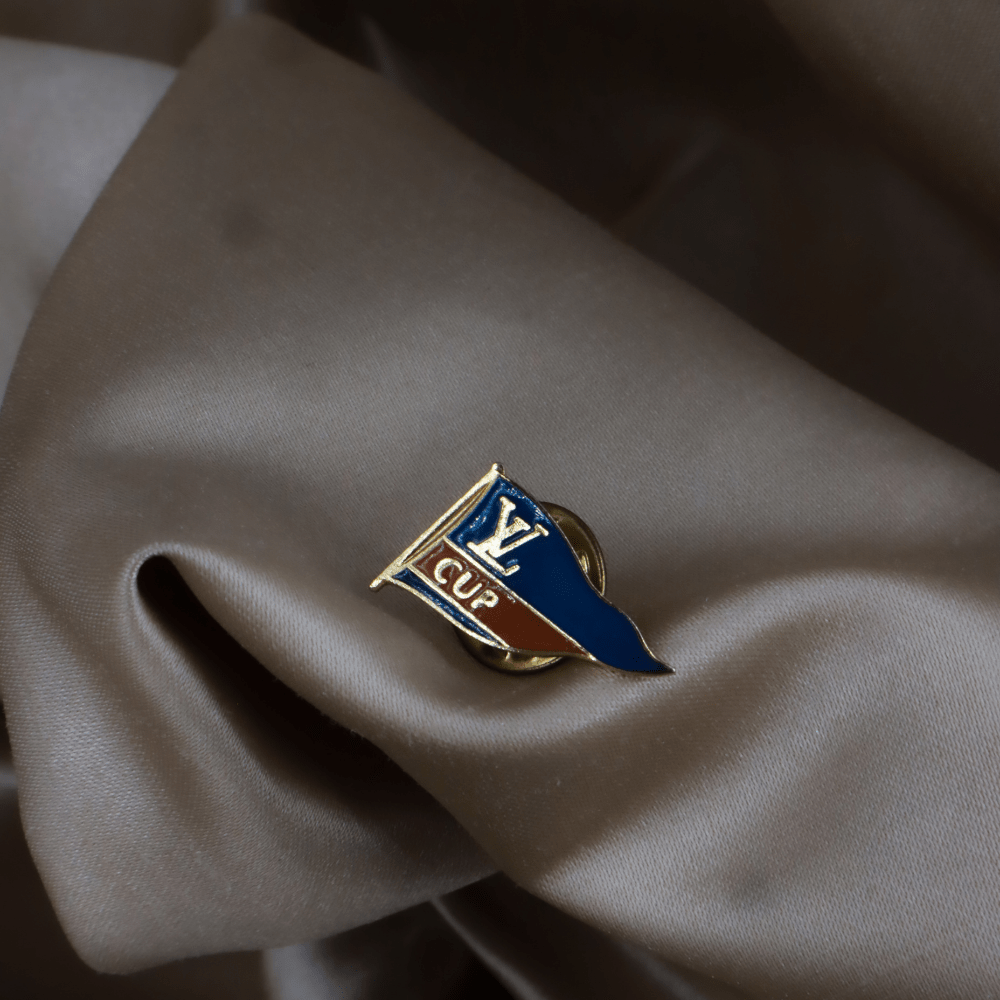 LOUIS VUITTON LV Cup 經典帆船徽章 - Vintasy